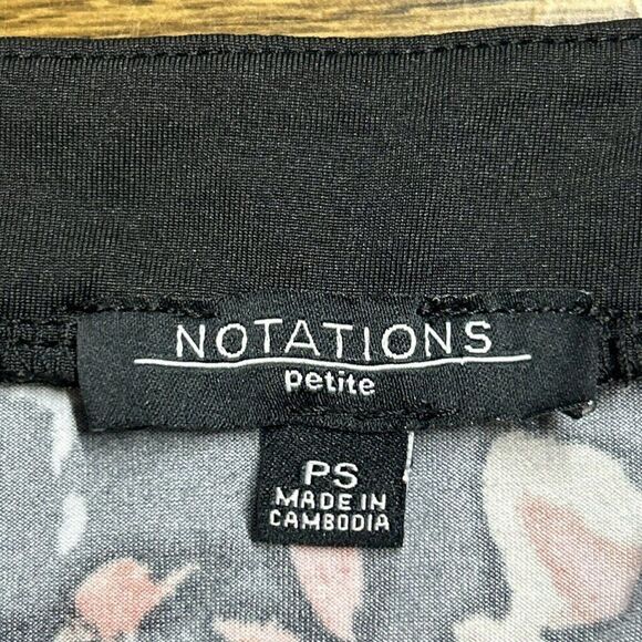 Women's Notations Petite Small Black Floral  Stretch  Blouse - Picture 5 of 9